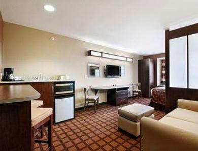 Microtel & By Wyndham Airport Hotel