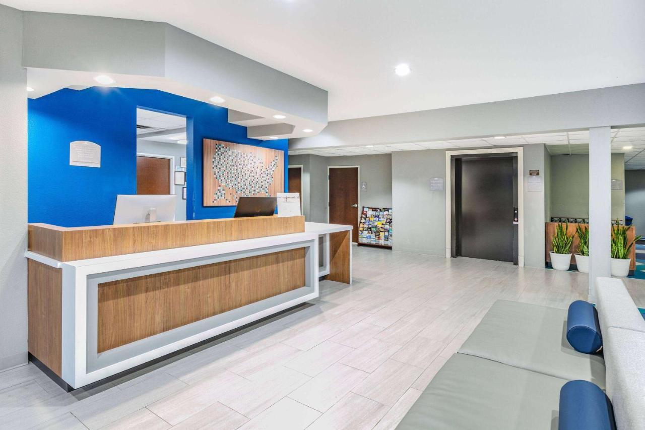 Hotel Microtel & By Wyndham Airport Austin