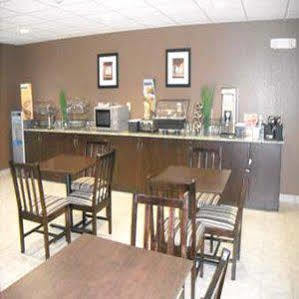 Microtel & By Wyndham Airport Hotel